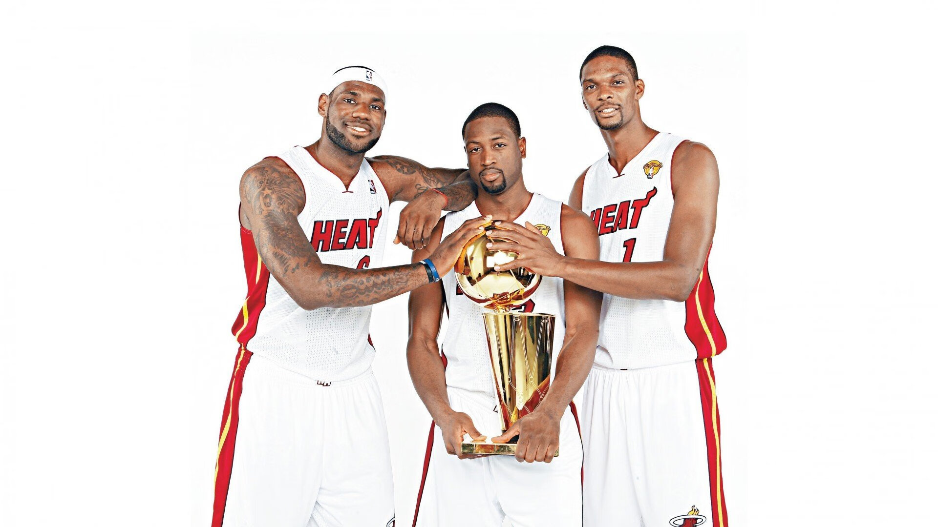 MK体育体验-上海男篮引进外援中锋，阵容更具深度，上海男篮队史最佳外援